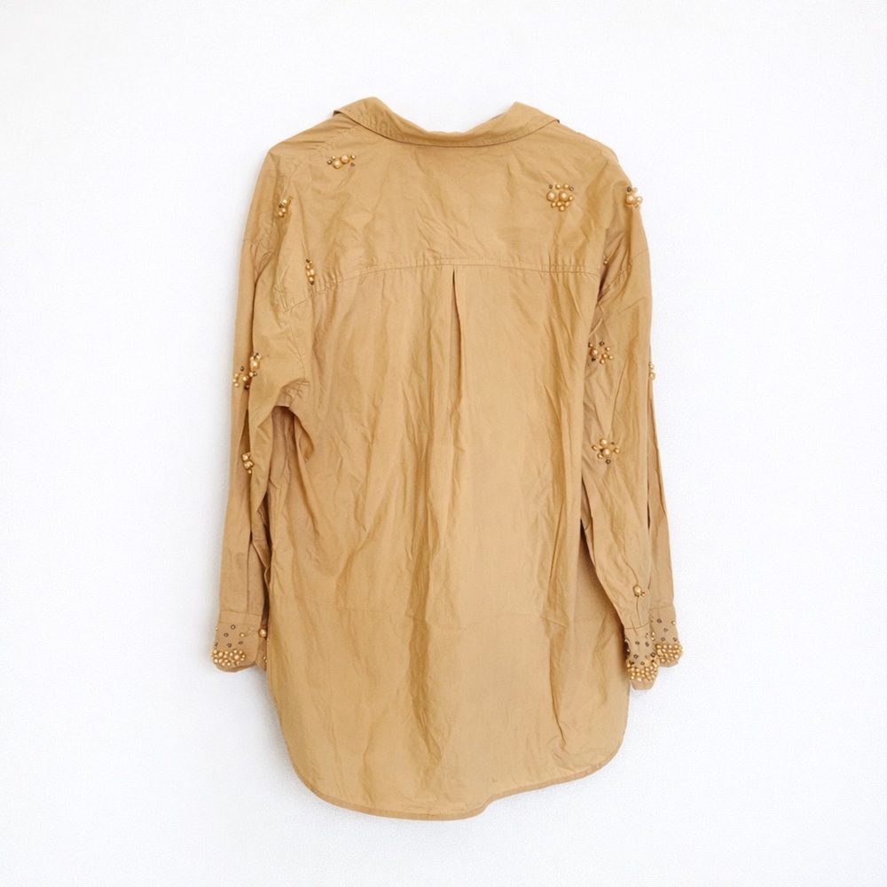 Anthropologie Maeve Bennet Button Shirt Pearl Embellished Art Deco Tan Medium - Picture 11 of 11